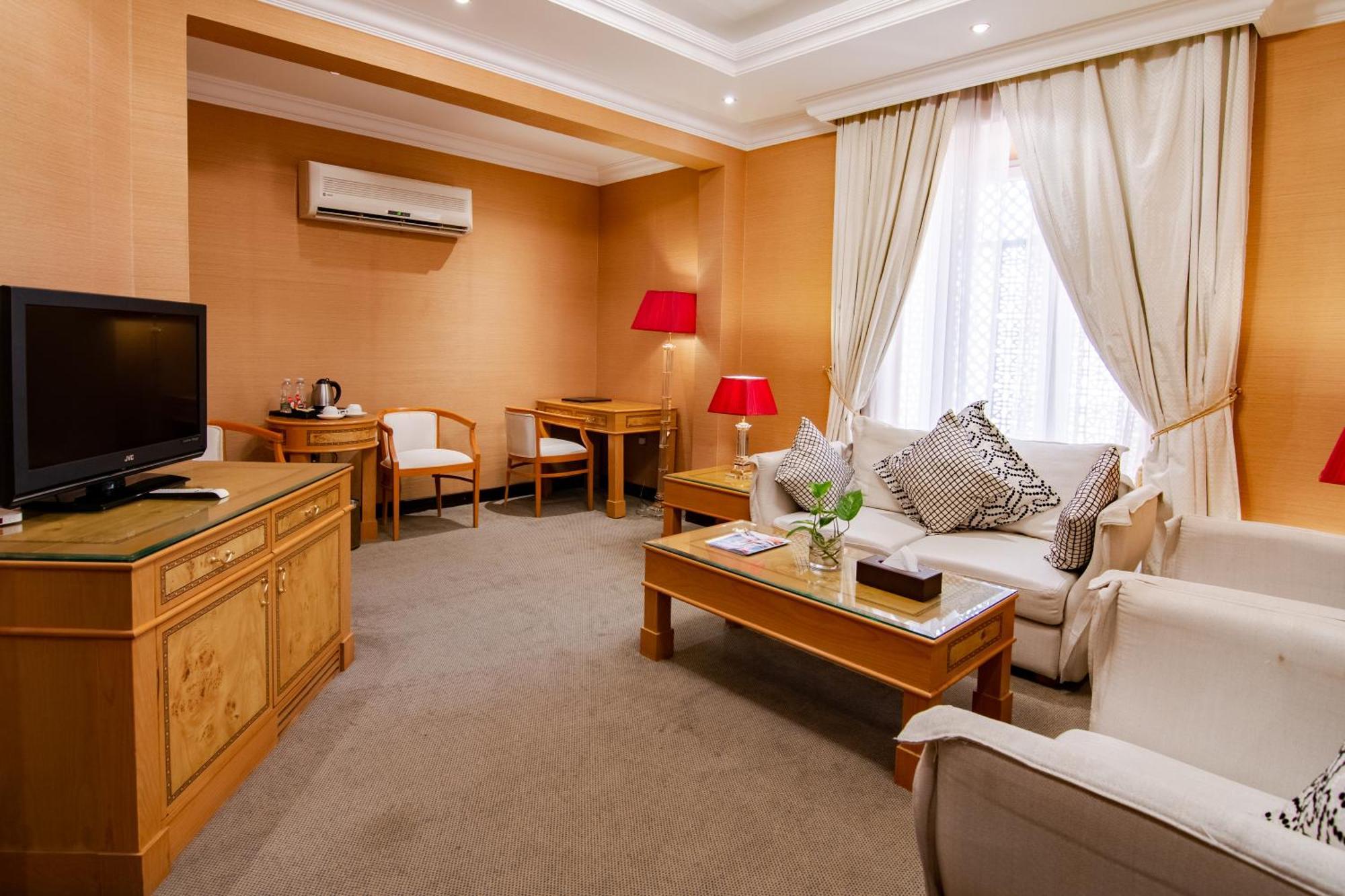 Garden Hotel Muscat By Royal Titan Group Exterior foto